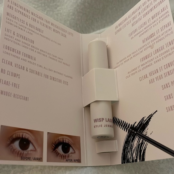 Kylie Cosmetics Wisp Lash Mascara Mini 1mL NEW - Picture 1 of 3